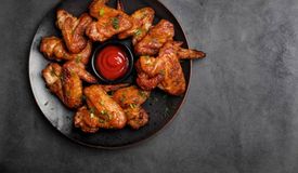CHICKEN WINGS